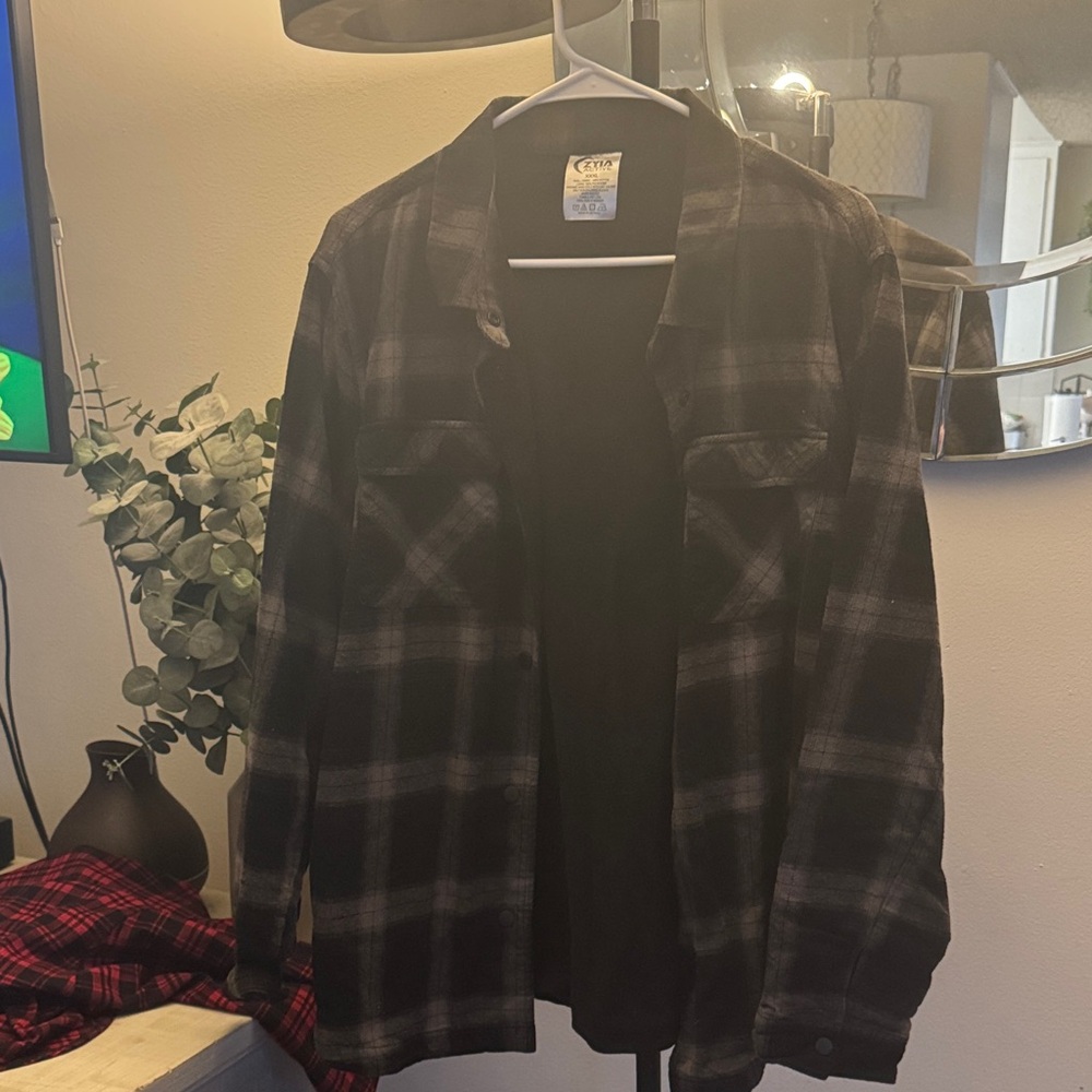 Woman’s Gray Flannel Shacket XXXL